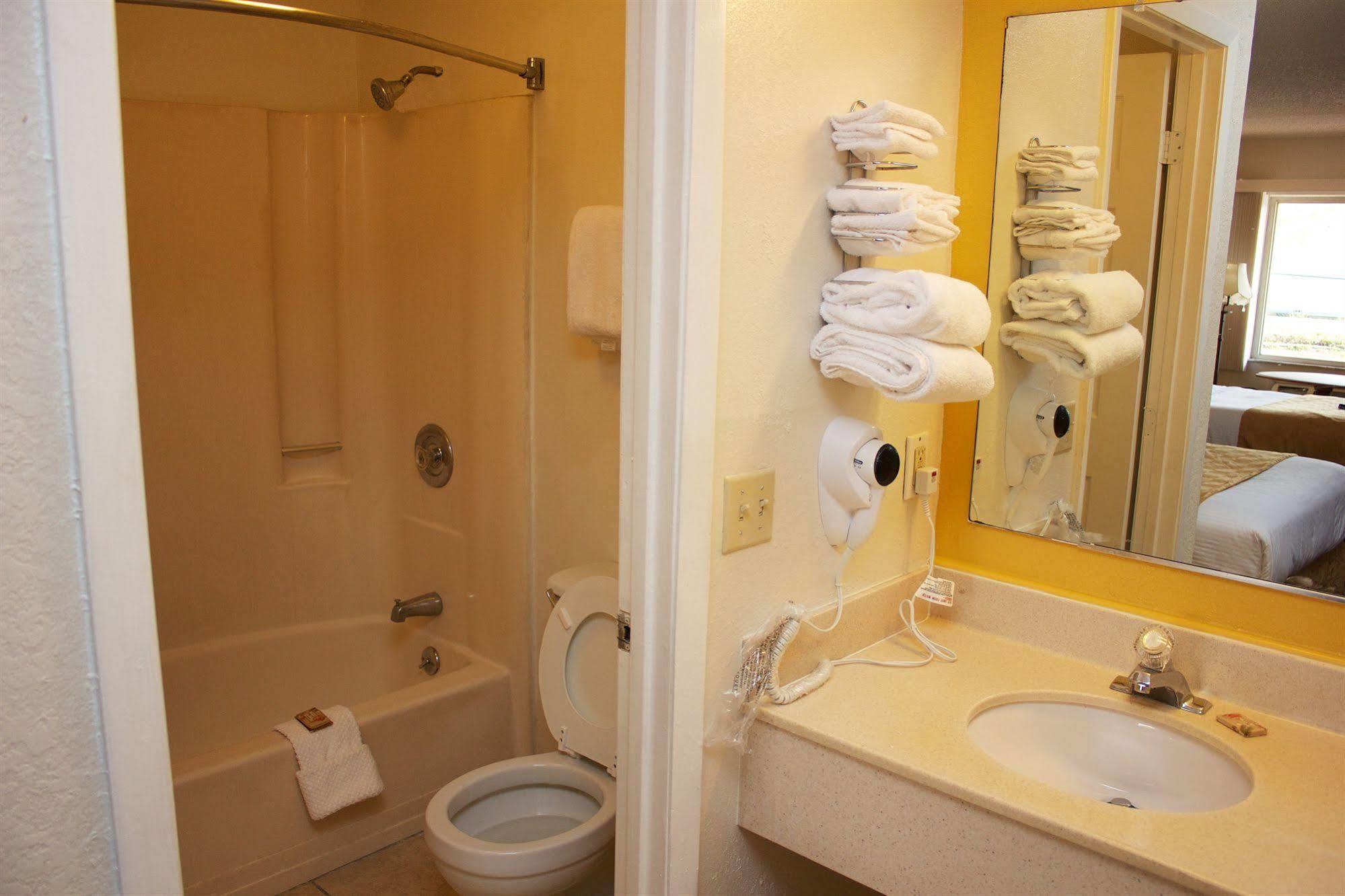 Inn Red Roof Kissimmee, Fl *